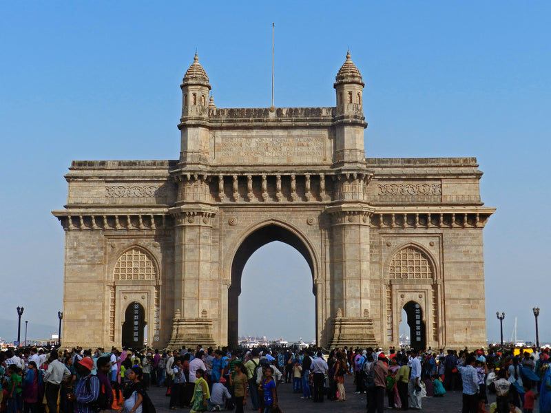Gateway of India, Mumbai — photo: Jawahar Soneji, CC BY-SA 4.0, via Wikimedia Commons