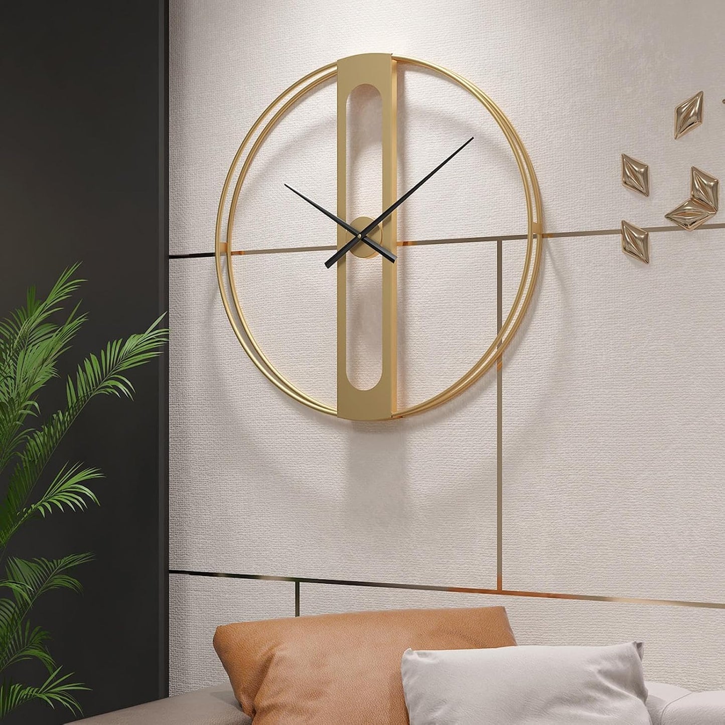 Luxurious Gold Wall Clock