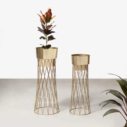 Mesh Base Classic Gold Planter