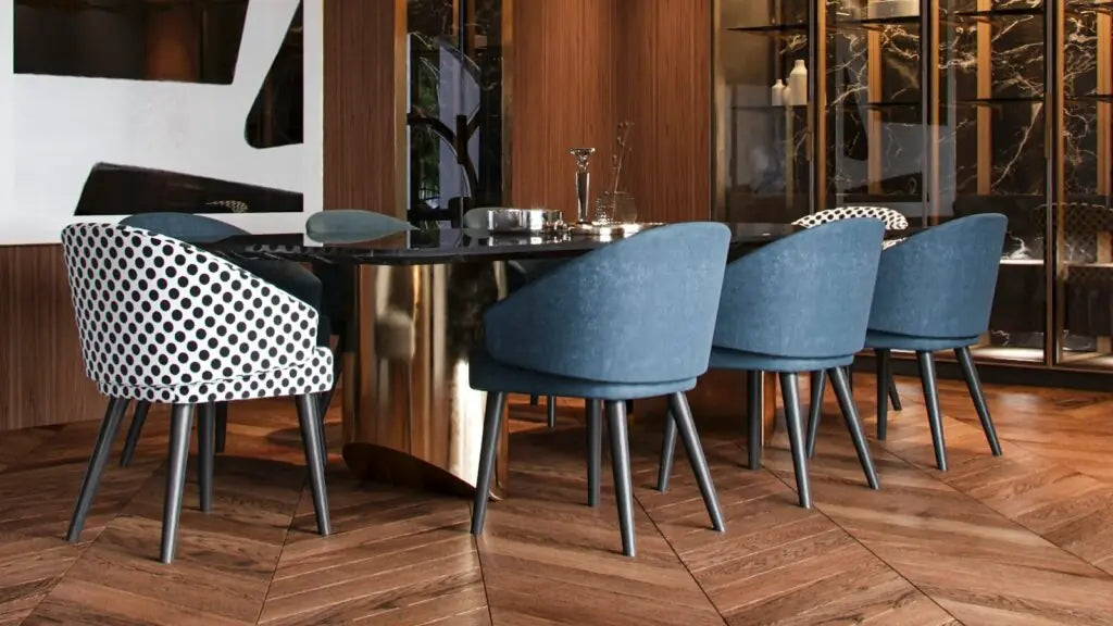 Noble Luxurios Dining Table – side view